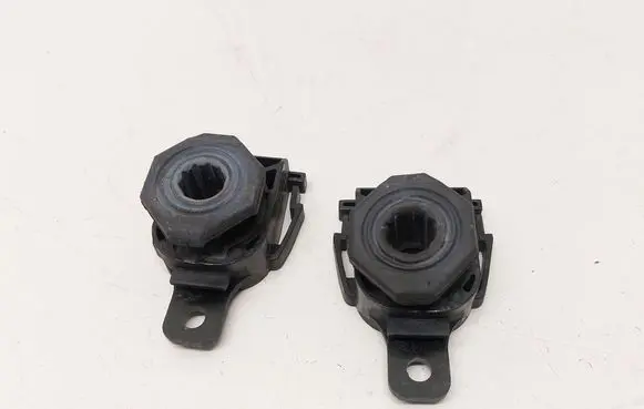 Ford Focus Radiator mount bracket JX618125BC