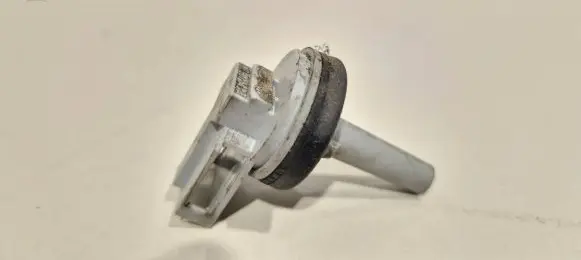 Volkswagen PASSAT B5.5 Interior temperature sensor 1j0907543a