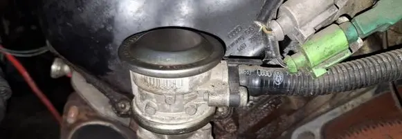 Audi A6 S6 C6 4F EGR valve 72277838 05t194