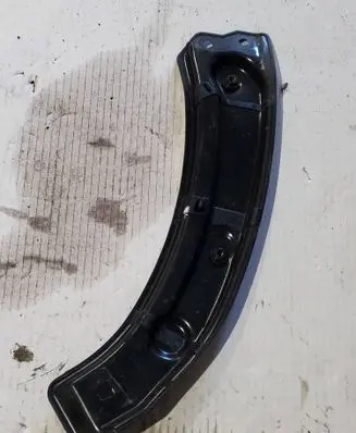 Audi Q3 8U Headlight/headlamp mounting bracket 8U0805931
