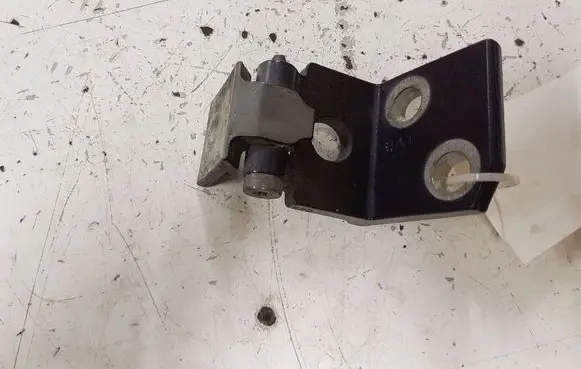 Peugeot 607 Rear door lower hinge