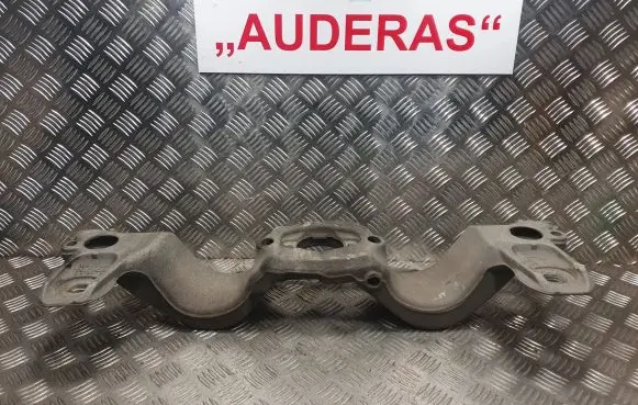 Audi A4 S4 B6 8E 8H Gearbox mounting bracket 8E0399263S 263S