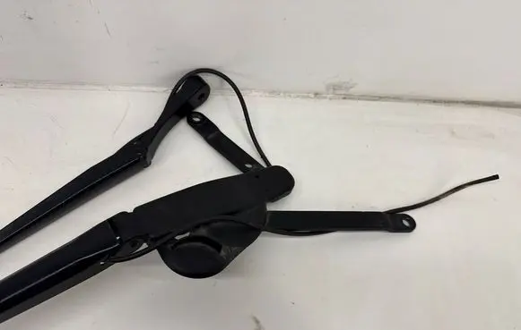 Tesla Model X Front wiper blade arm 600595100D 600595000B 105149600B
