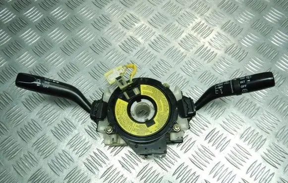 Mazda Tribute A set of switches 