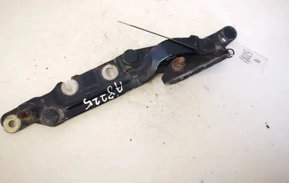 Audi A6 S6 C5 4B Tailgate/trunk/boot hinge 4b5827302d