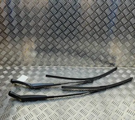 Audi TT TTS RS Mk3 8S Windshield/front glass wiper blade 8S2955408 8S2955407