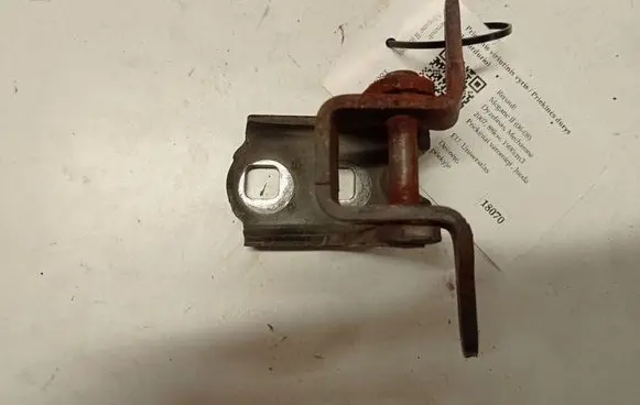 Renault Megane II Front door upper hinge