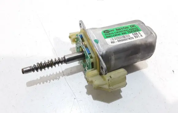 Hyundai Santa Fe Seat adjustment motor 88801CM740