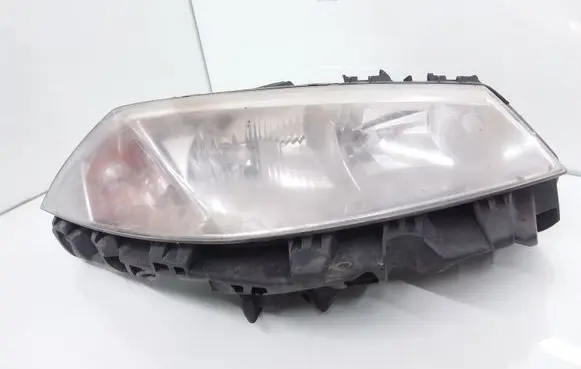 Renault Megane II Headlight/headlamp 89307009