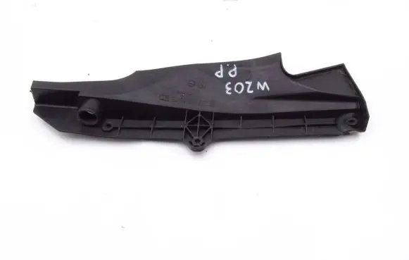 Mercedes-Benz CLC CL203 Wiper trim 2036201673
