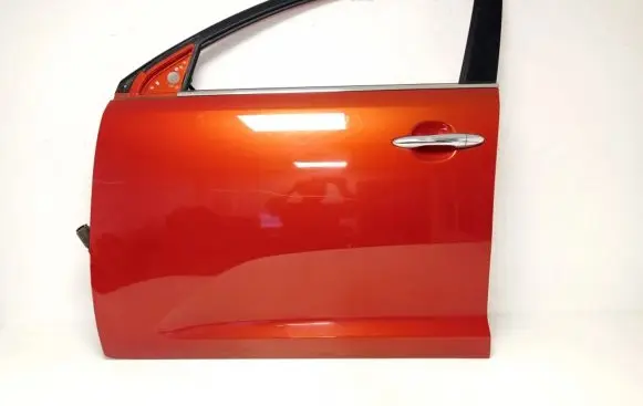 KIA Sportage Front door