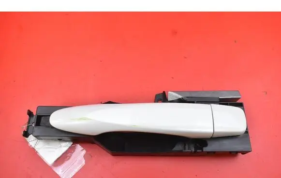 Nissan Pulsar Rear door exterior handle 8061121133