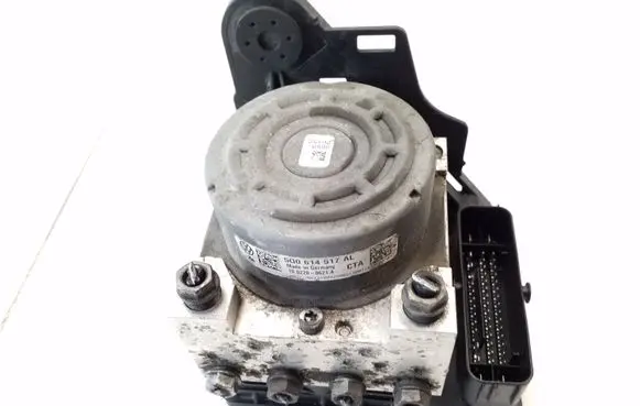 Volkswagen Golf VII ABS Pump 5Q0907379AK 5Q0614517AL