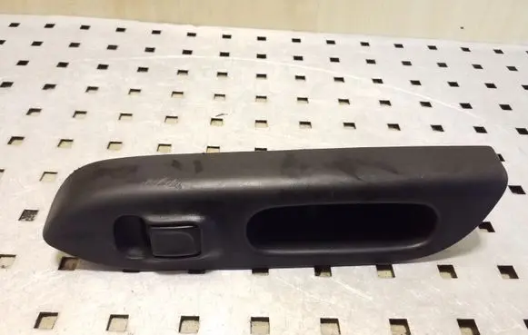 Opel Frontera B Electric window control switch