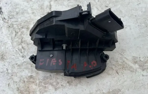Ford C-MAX II Front door lock AM5AU21812BE 4064413886052