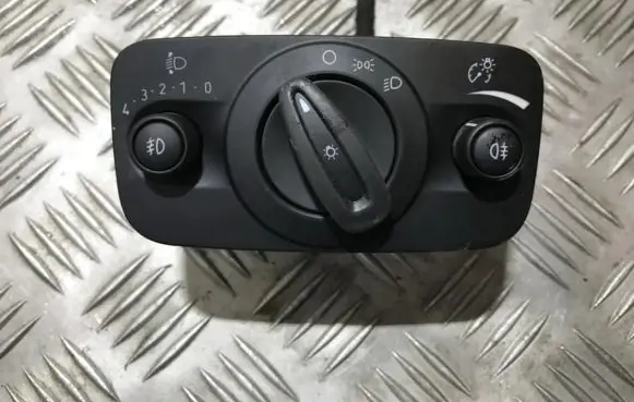 Ford Fiesta Light switch c1bt13a024cb