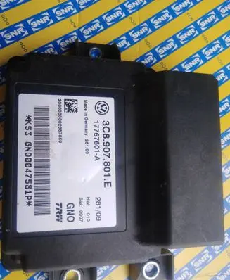 Volkswagen PASSAT CC Hand brake control module 3C8907801E