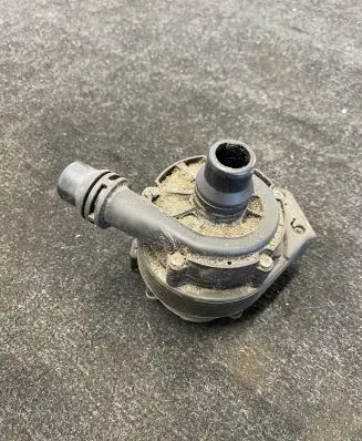 BMW X5 F15 Electric auxiliary coolant/water pump 8602021