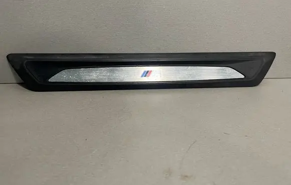 BMW 3 GT F34 Front sill trim cover 8051037