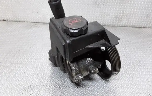Citroen Xsara Picasso Power steering pump 9631914280