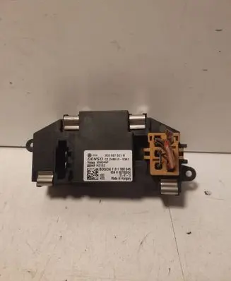 Seat Leon (1M) Heater blower motor/fan resistor 3C0907521B 2468105382 994044P