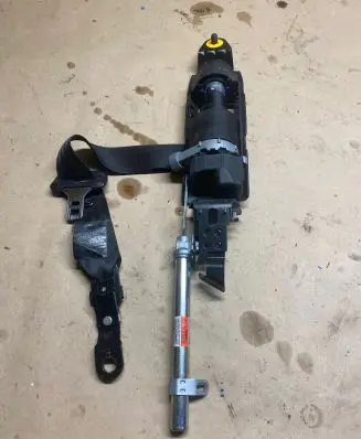 Volvo XC60 Front seatbelt 624624100A 6304497