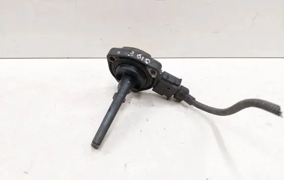 BMW 3 E46 Oil level sensor 7588003 6PR00786802