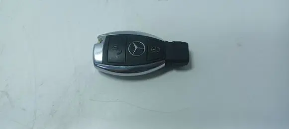 Mercedes-Benz E W212 Ignition key/card 2010DJ1439