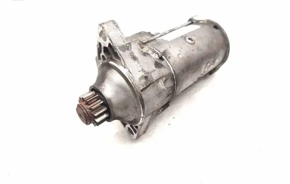 Volkswagen Tiguan Starter motor 02E911022C