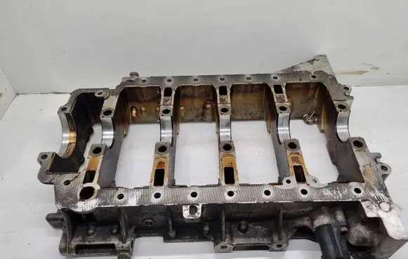 BMW 5 F10 F11 Engine block 7629928