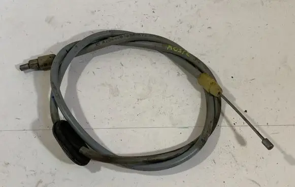 Mercedes-Benz C W204 Throttle cable A2044201385