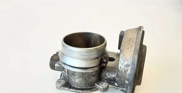 BMW 5 E60 E61 Throttle valve 780437301 B73340544