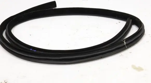 Jaguar XE Rubber seal front door (on door) 