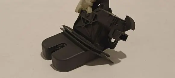Audi Q7 4L Tailgate/trunk/boot lock/catch/latch 8P4827505C