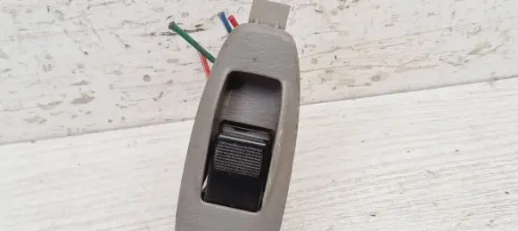 Mazda Premacy Electric window control switch 3582M00