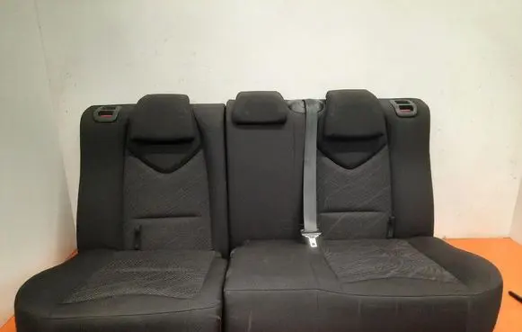 Peugeot 308 Rear seat 