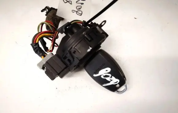 Volvo V50 Ignition lock 30667665
