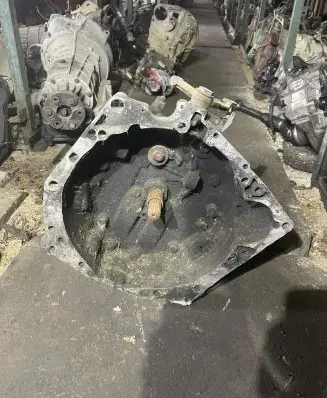 Renault Espace I Manual 5 speed gearbox 7700598990