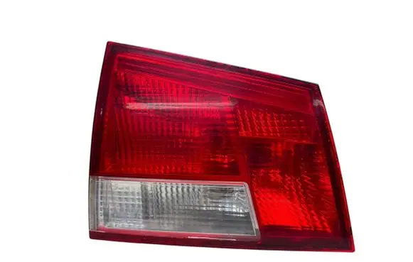 Tailgate rear/tail lights