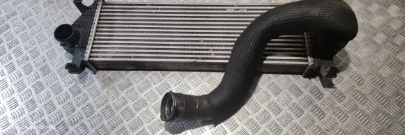 Jeep Grand Cherokee Intercooler radiator