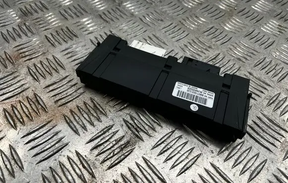 Ford Mondeo MK IV Air conditioning/heating control unit BM2T18C612JD BM2T18C612 WJ4A55328
