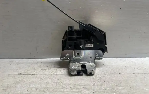 Volvo V70 Tailgate/trunk/boot lock/catch/latch 31276954
