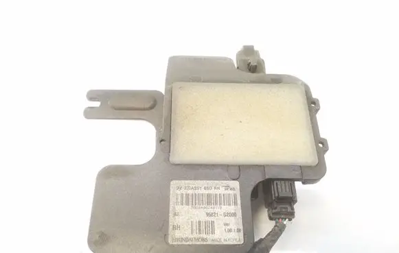 Hyundai Ioniq Blind spot module 95821G2000