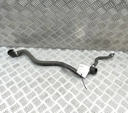 Mercedes-Benz E W213 Engine coolant pipe/hose A2135014882