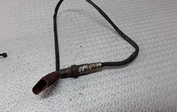 Audi A4 S4 B6 8E 8H Lambda probe sensor 0258006305