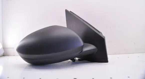 Front door electric wing mirror