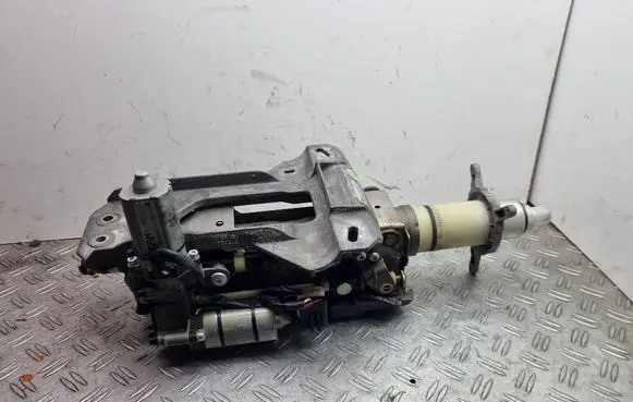 Steering wheel axle set