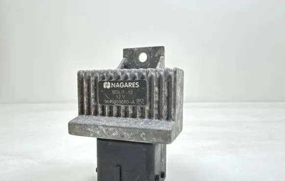 Nissan Qashqai Glow plug pre-heat relay 9640469680 BDL712