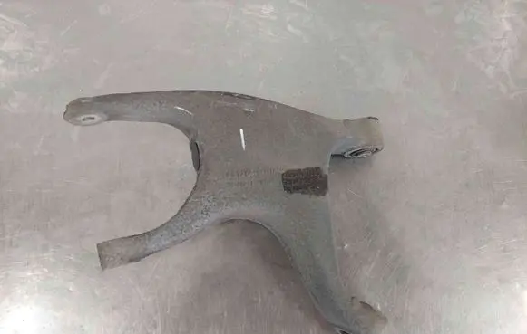 Audi A6 S6 C7 4G Rear upper control arm/wishbone 8R0505311F