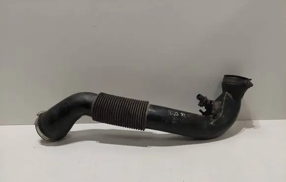 Volvo XC90 Intercooler hose/pipe 30680446 B07EA